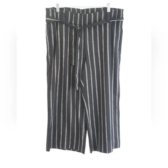 J. Jill Emilie Linen Stretch Paperbag Waist Black Stripe Petite Crop Pants - Picture 2 of 11